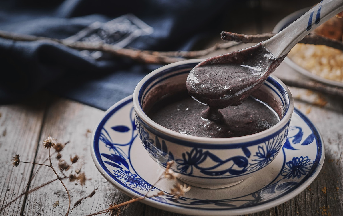 家庭版自制黑芝麻糊,简单方便,味道香浓,喝着更放心!