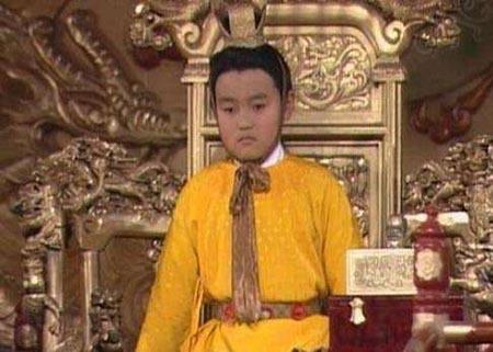 李显驾崩后,明有三十一岁的皇子,为何却由十六岁的李重茂继位?