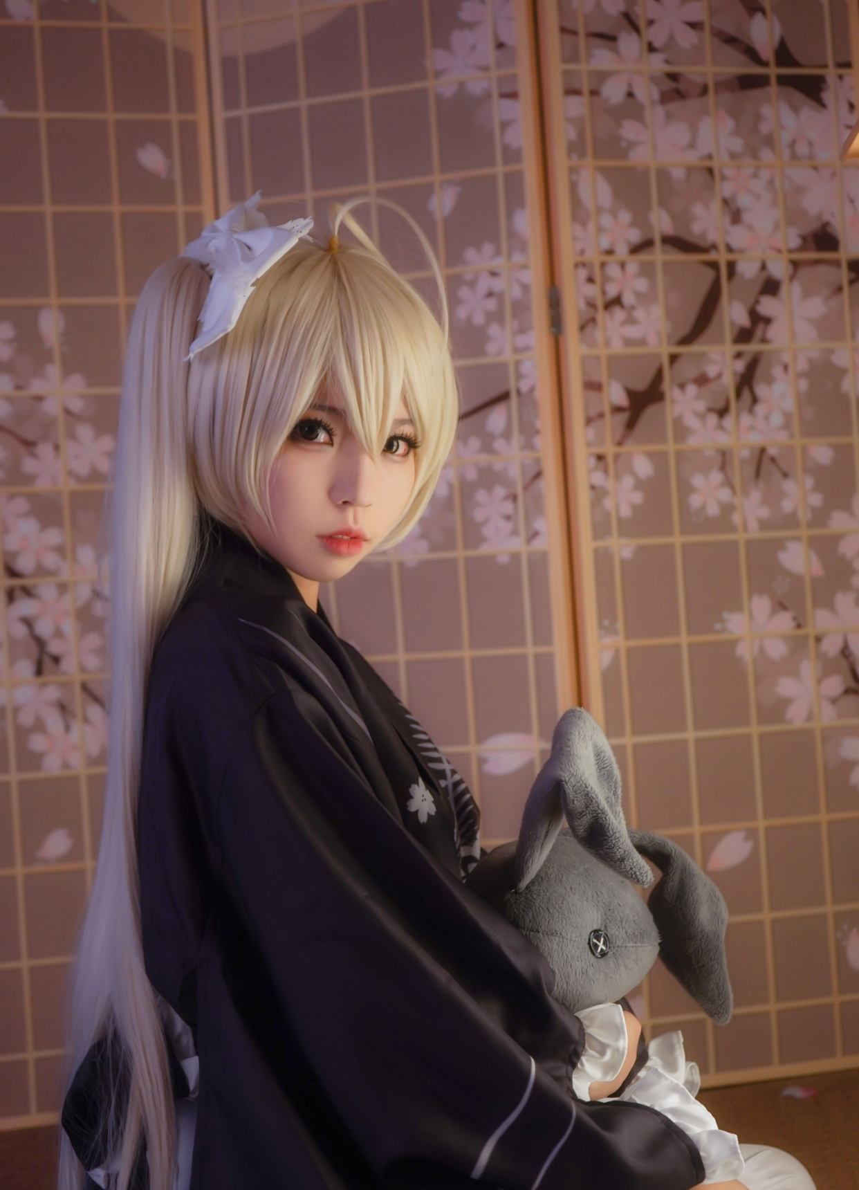 cosplay:一个人孤单的守候在家的春日野穹,哥哥为什么还不回来