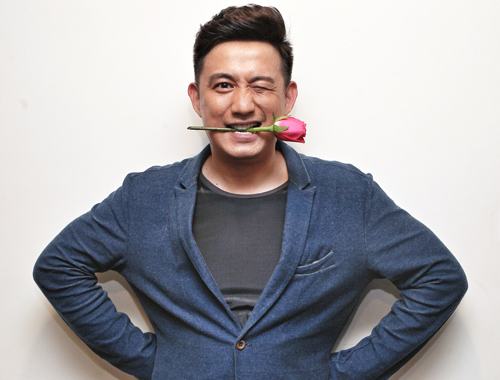 黄磊好男人形象广受好评!晒自炒家常小菜,大明星就吃这个?