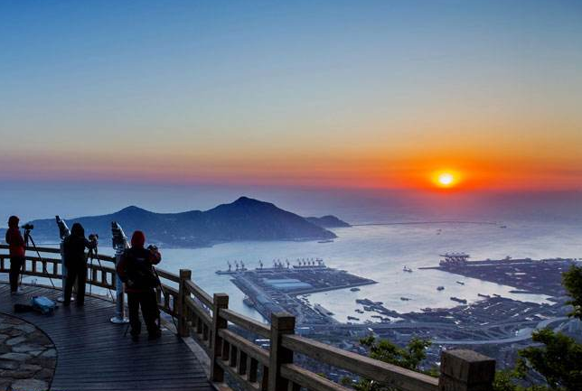 海边名山,山海相连的美丽云台山,古韵文化和色彩美景