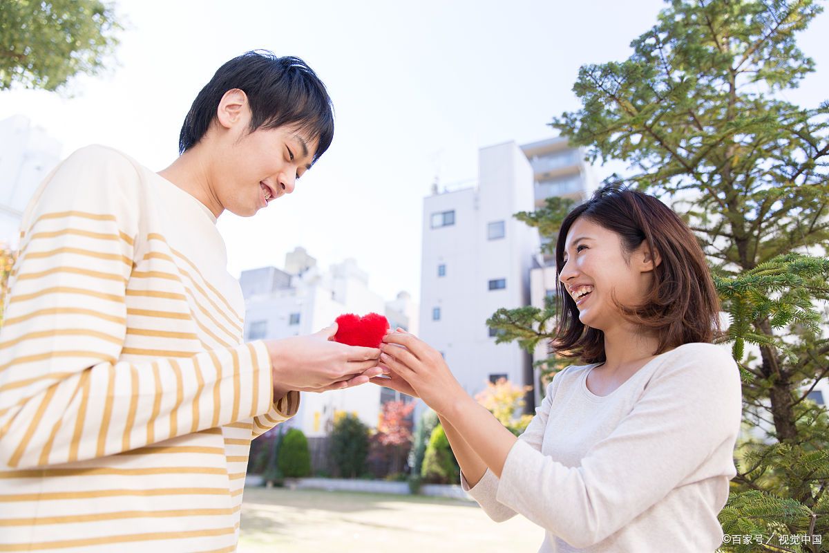 大叔追女生的技巧和方法