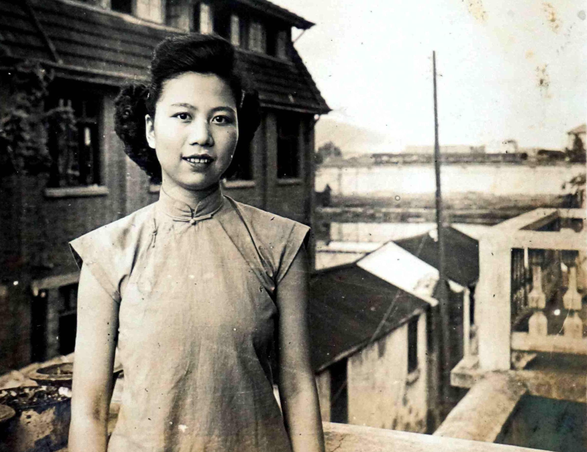 她被誉为民国第一美人,戴笠看了她一眼,就将她据为己有了3年