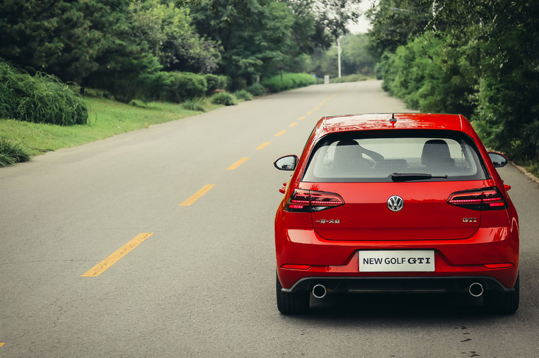 外观好看的高尔夫gti2.0 tsi