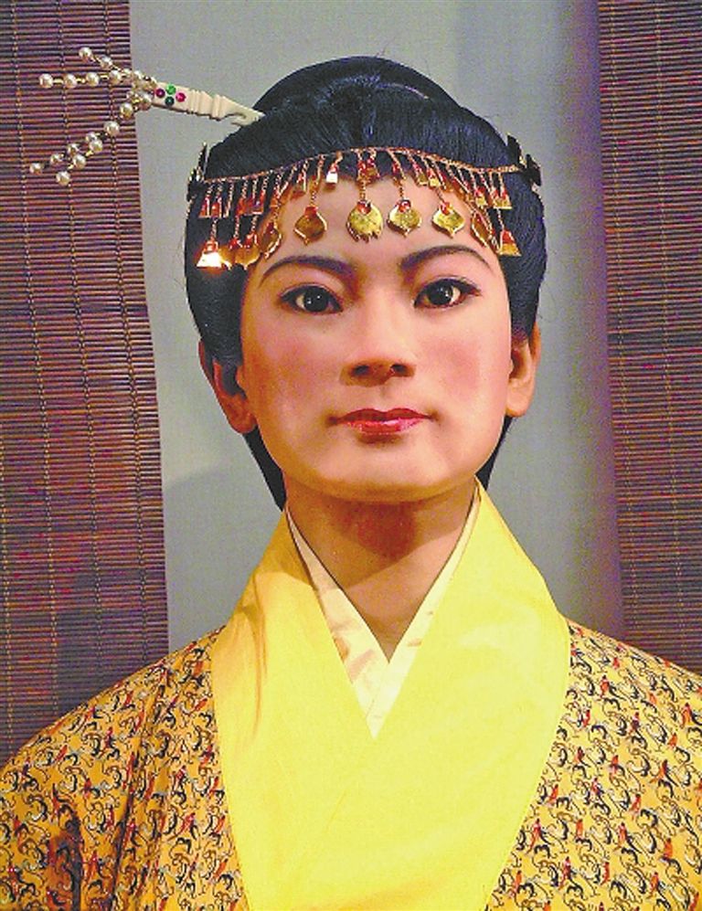 土夫子协助马王堆考古,出土失传奇书"房中术",专家:迷信之书