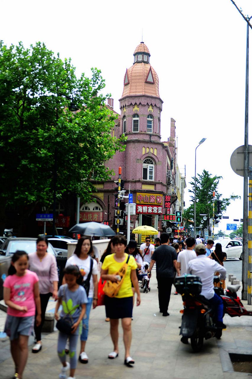 青岛市海滨步行街图片