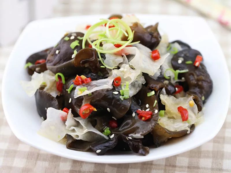 凉拌双耳:香辣可口,清爽又开胃!