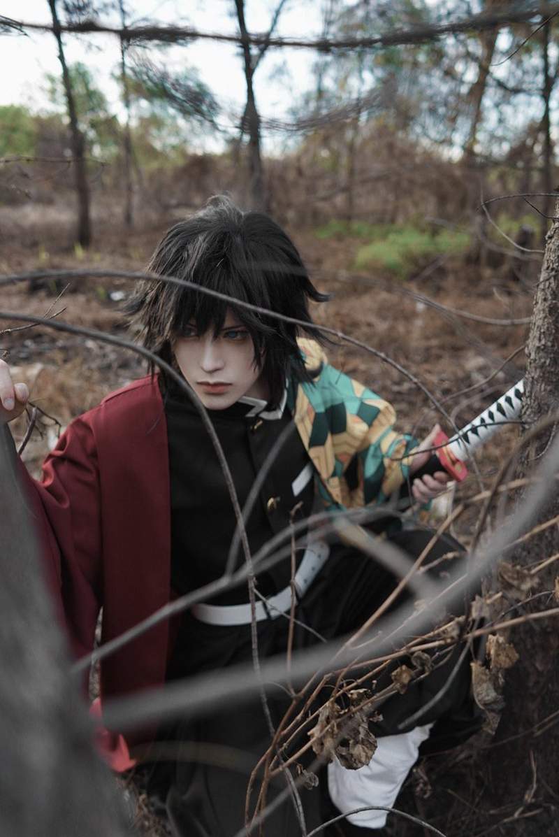 鬼灭之刃水柱富冈义勇cos,我兴趣是将棋喜欢的食物是萝卜鲑鱼