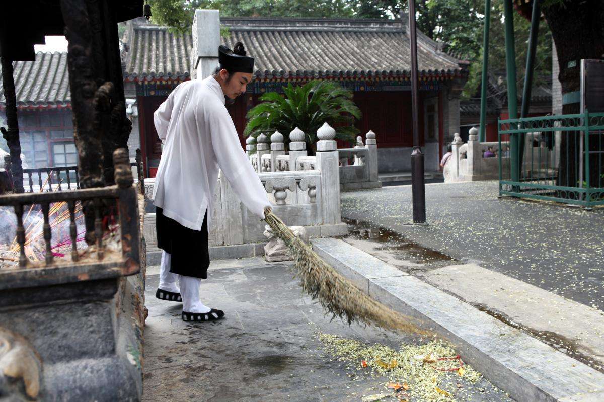 同是吃素,为何和尚多数肥胖,道士多数清瘦呢?看完长知识了!