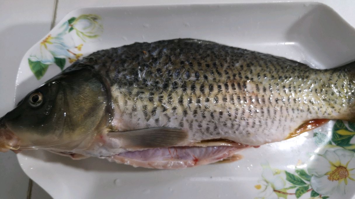 厨师长分享“红烧鲤鱼”(咸菜烧),鲜香味美,鱼肉嫩滑