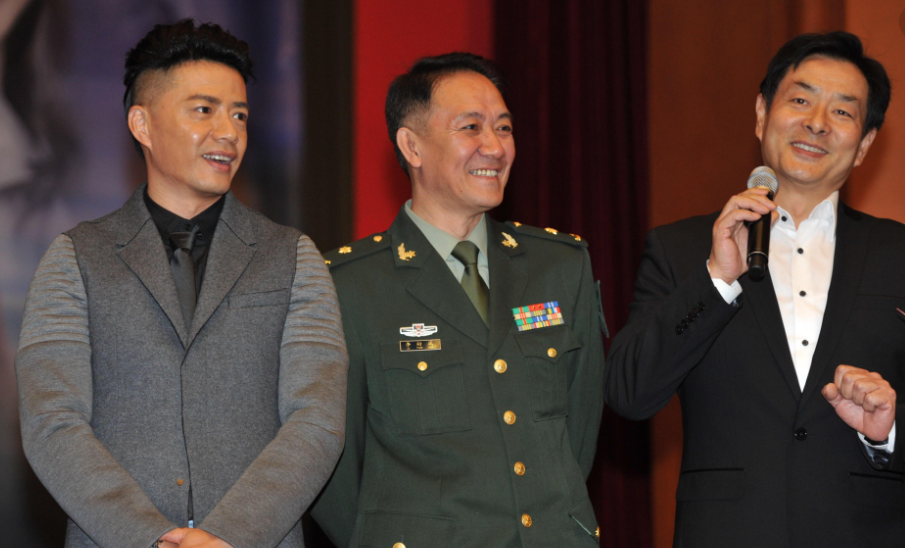 出名要趁早,而李幼斌和吴刚,却是真正的大器晚成