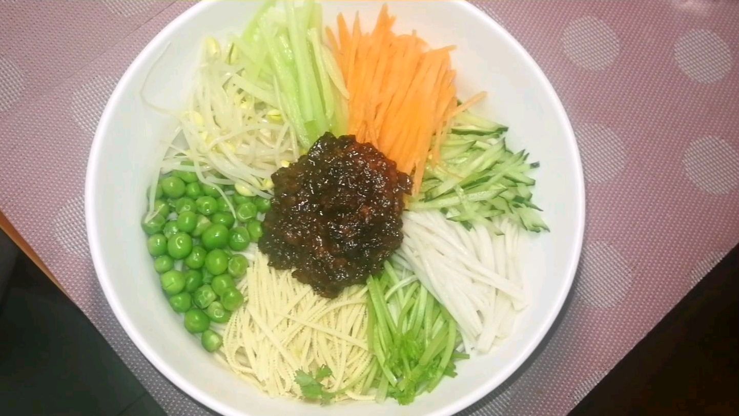 正宗老北京炸酱面,这师傅教的真详细,学会直接能开店!膜拜