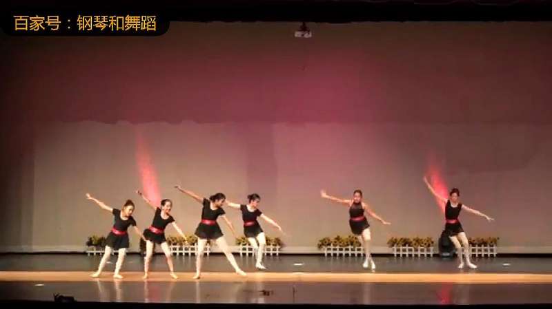 初中女生表演的芭蕾舞,年轻的身体真的好美!,舞蹈,艺术舞蹈,好看视频
