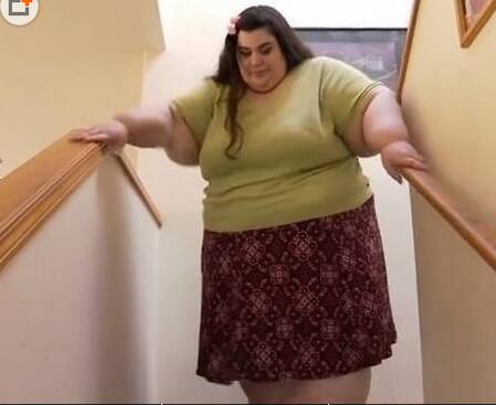 以胖为美的国家,不够胖还要去增肥,瘦的女孩嫁不出去