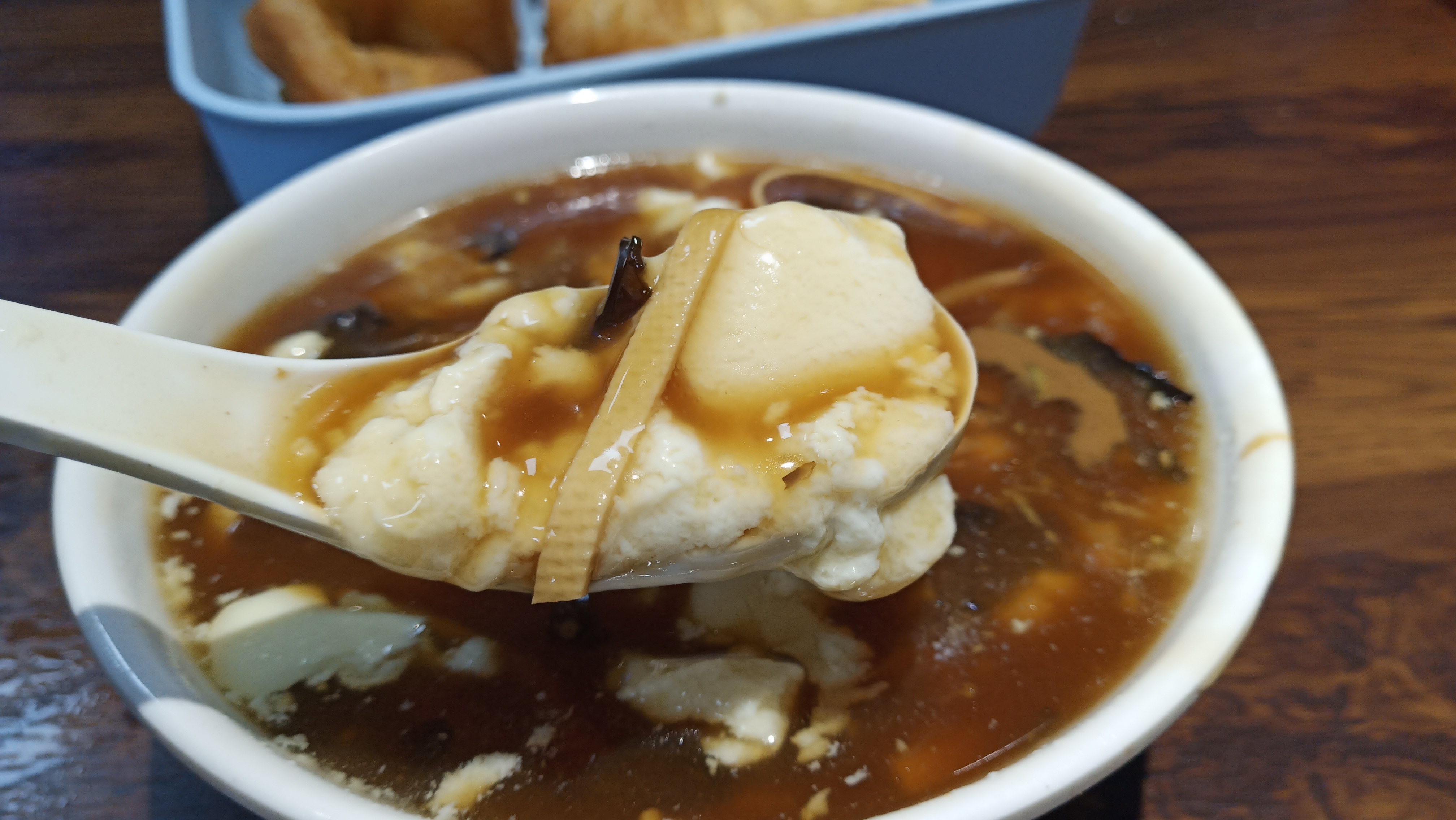 这样一碗地道的卤汁豆腐脑,才是西安人早餐正确的打开方式