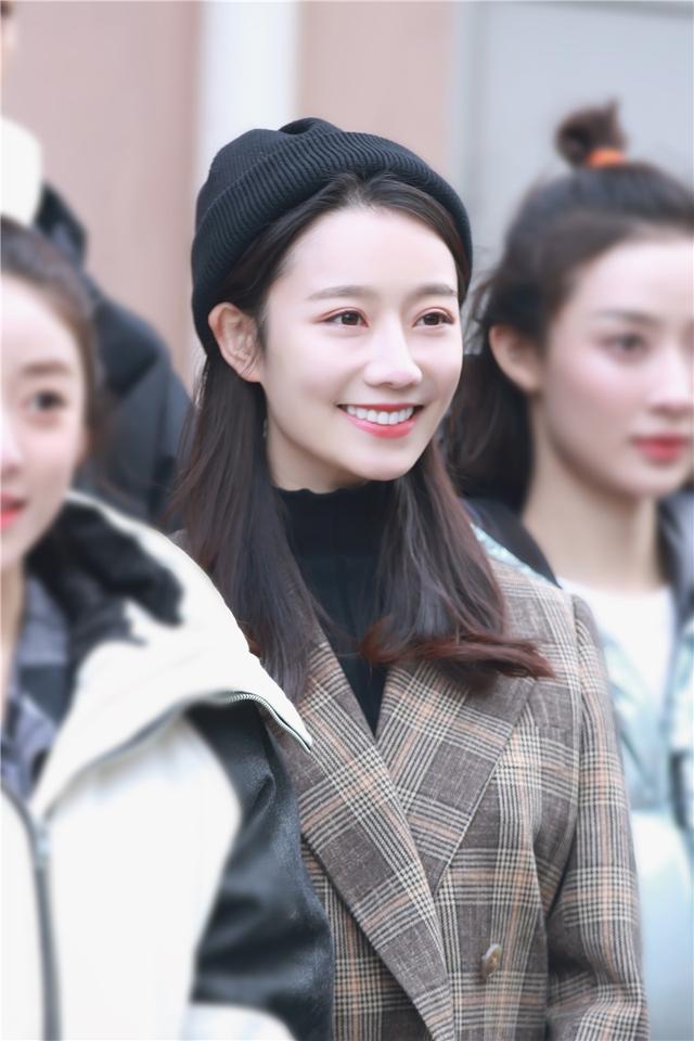 《掮客》龙政璇化身罗云熙"初恋白月光" 悬疑虐恋引爆期待