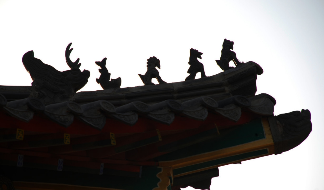古建筑屋顶上的装饰艺术——飞檐走兽,展现着古建文化的独特魅力