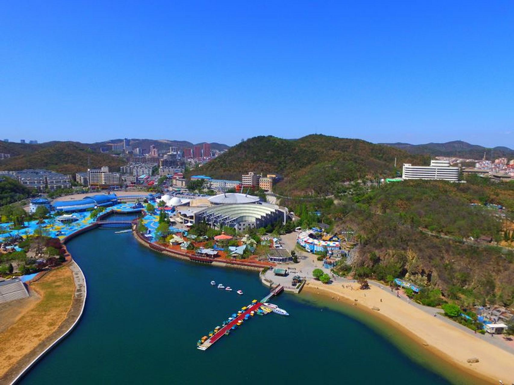 新年味#02#春节地标打卡#【大连老虎滩海洋公园】全国最大的花岗岩