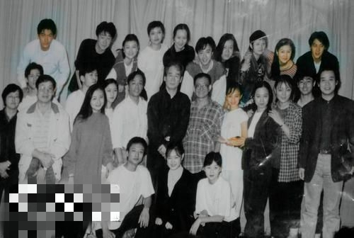 陈坤晒北电96级同学聚会照,影视圈大神都在里面了
