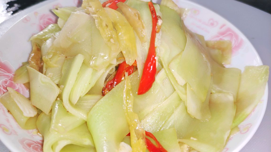 家常素小炒之(素炒笋片),酸辣脆爽,非常开胃下饭