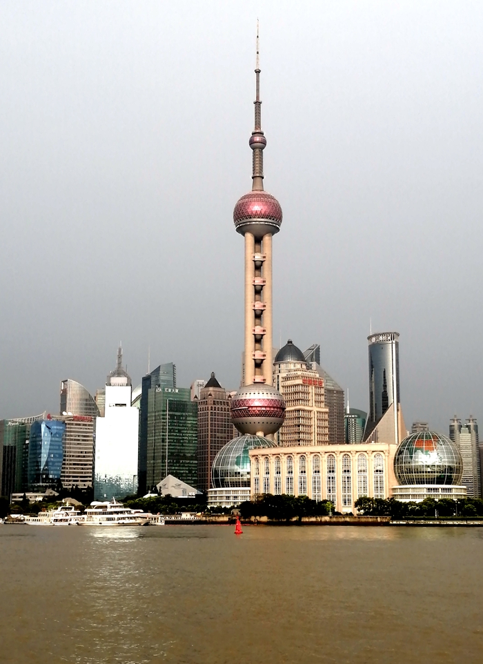 实拍:上海十大地标摩天建筑之一,中国首批5a景区,夜景美翻了!