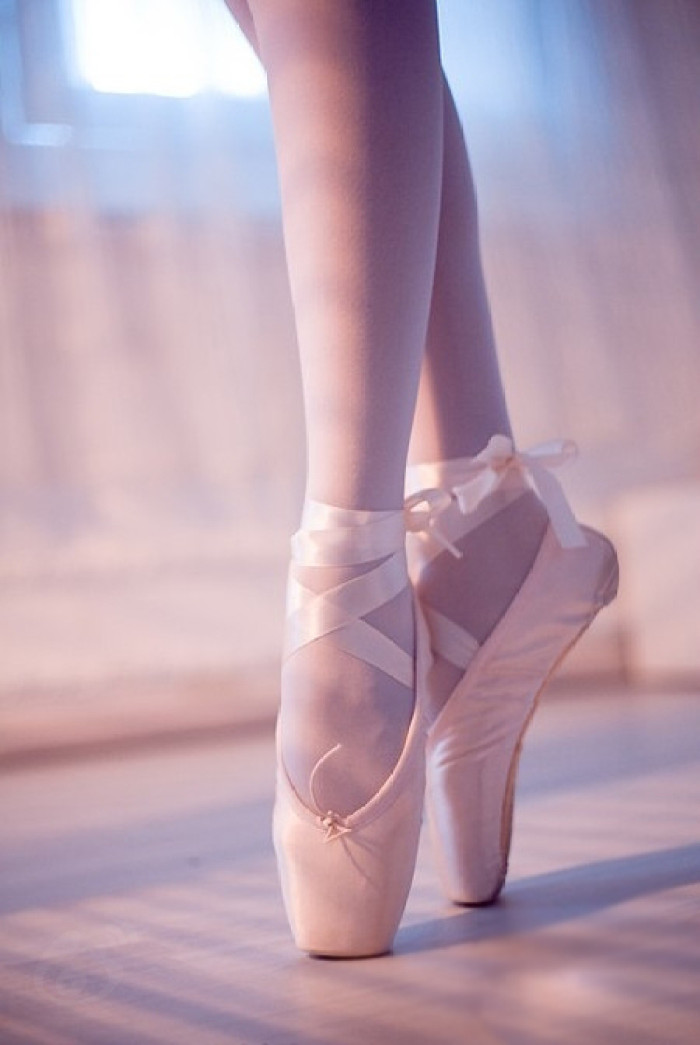十二星座专属芭蕾舞鞋,巨蟹座是蝴蝶结,处女座是陶瓷的