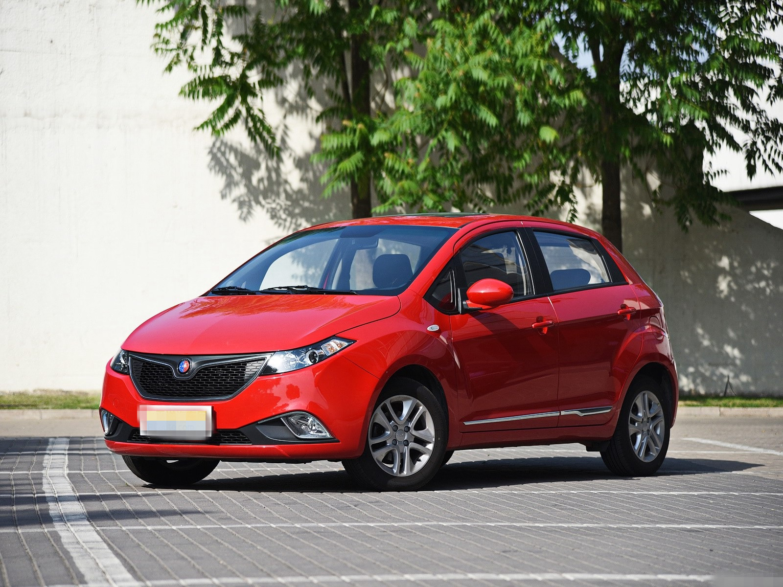 对吉利英伦c5外观的鉴赏