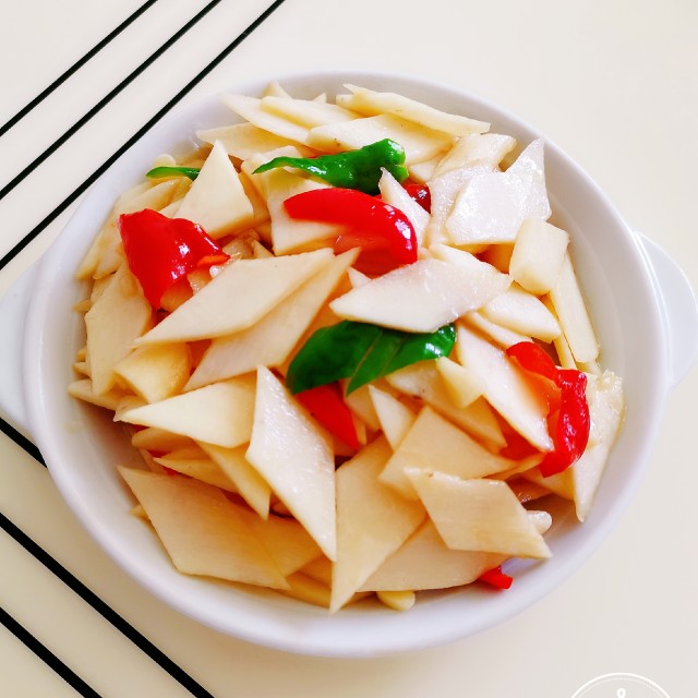 素炒山药片,清爽好吃,下饭棒极了