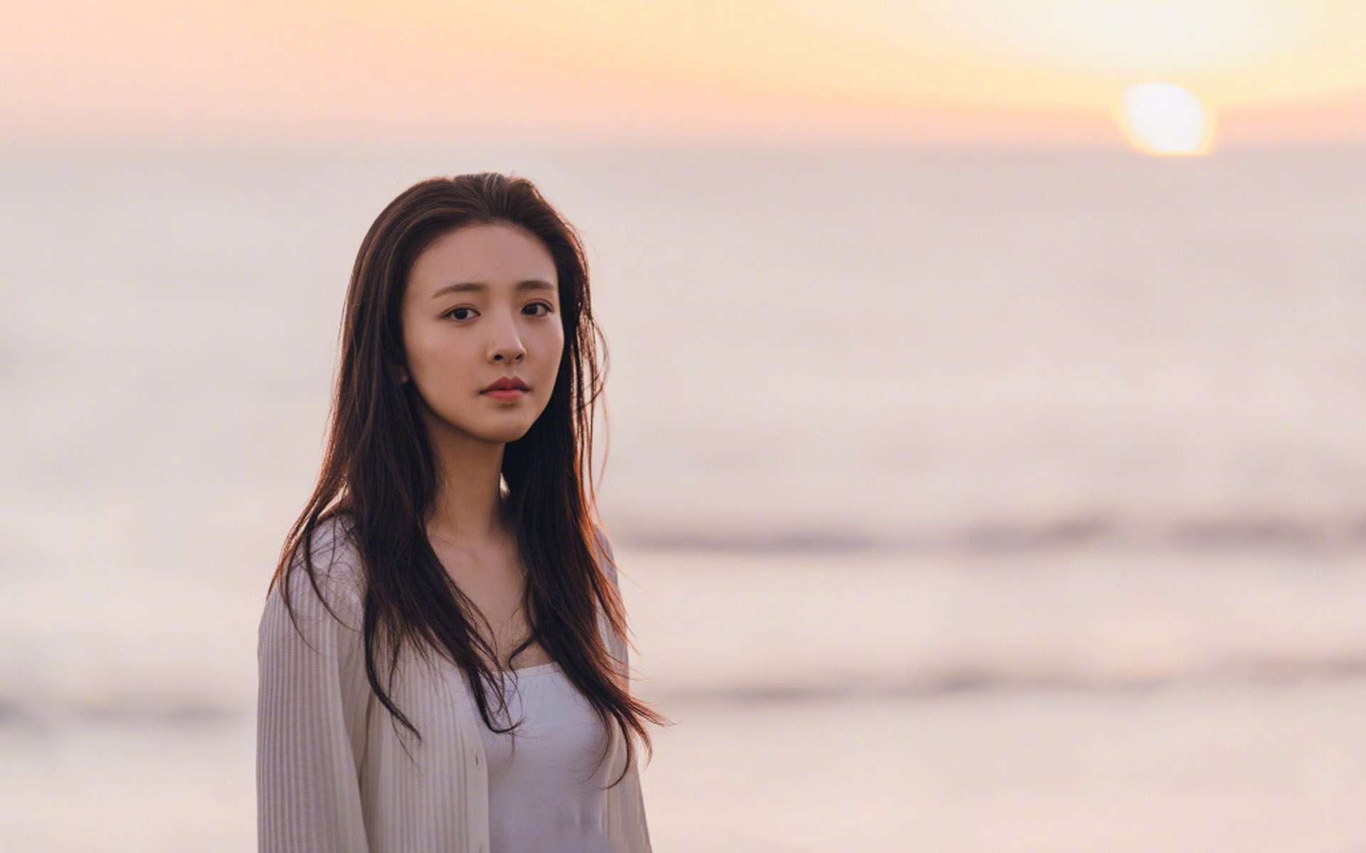 男生心目中的"沈佳宜",陈都灵像奶茶妹妹,她频繁上热搜!