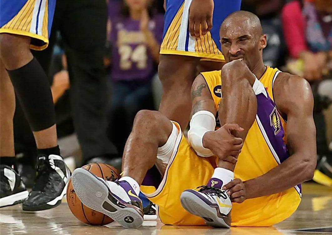 詹姆斯的脚趾,科比的跟腱,姚明的膝盖,看完你会还羡慕nba吗?