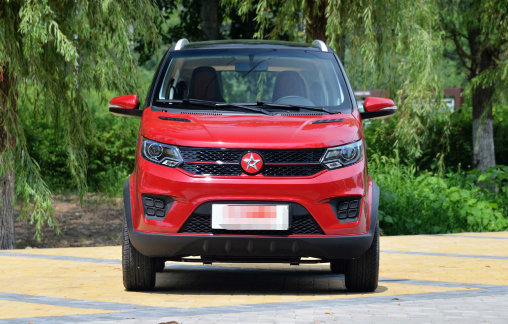 红星汽车-闪闪x2,非常简洁大方的设计,气场非常足很大气