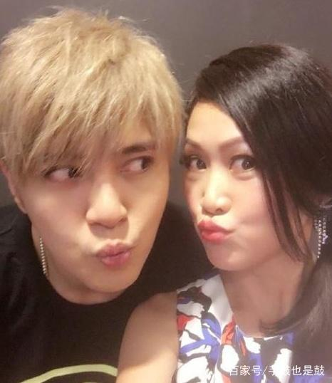 "最美祝英台"嫁陈嘉辉厮守26年,一家三口十分甜蜜!