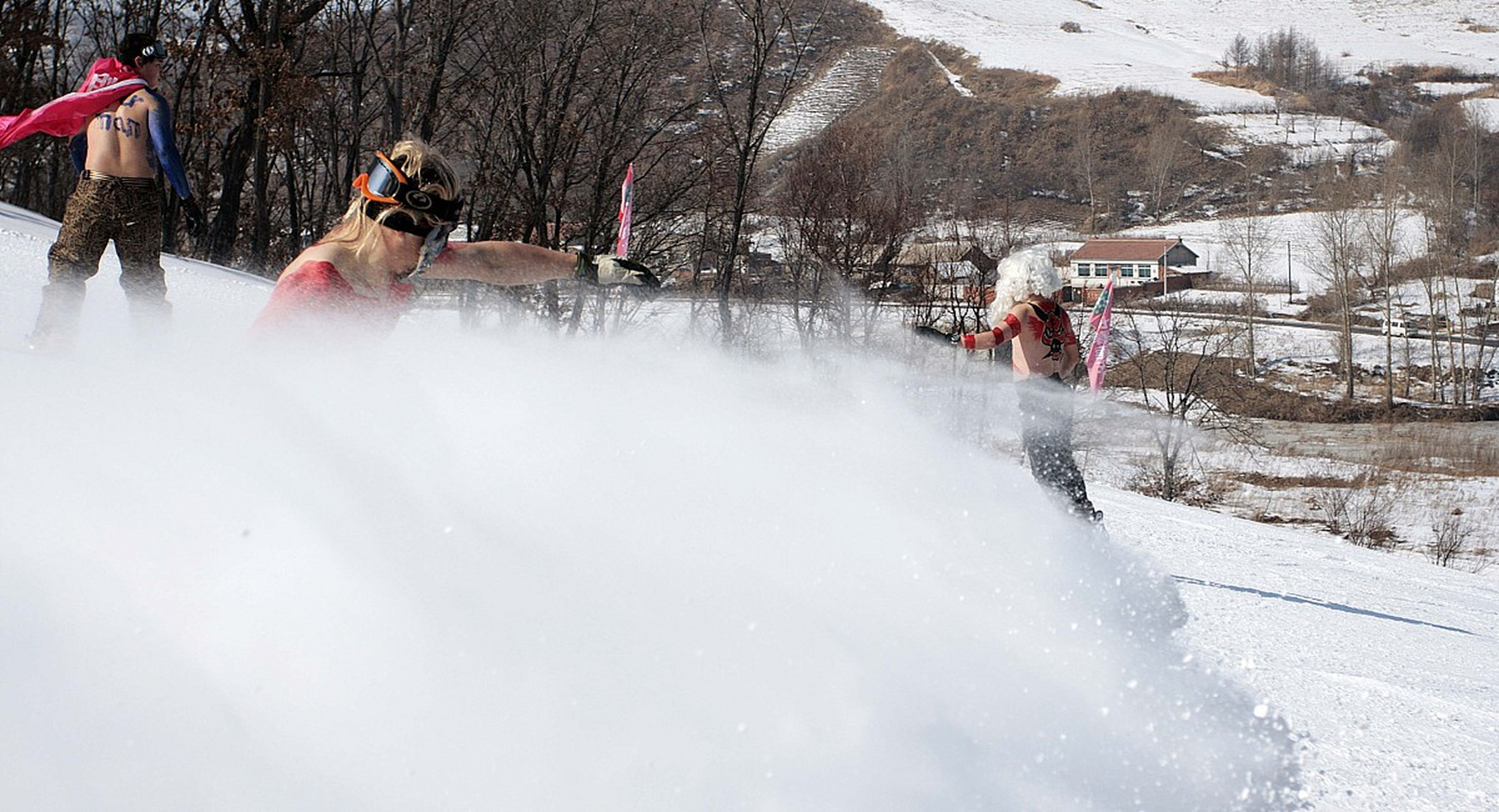 九润滑雪场图片