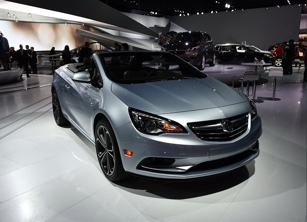 今天我来为大家介绍一款别克cascada敞篷跑车,这款车是一款时尚的紧凑