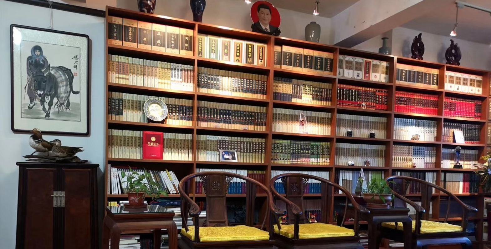 赵忠祥离世后,老赵会客厅何去何从,家属为难网友建议保留