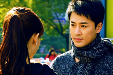 《广告风云》唐嫣参演的这部电视剧,以广告公司的白领生活为切入点