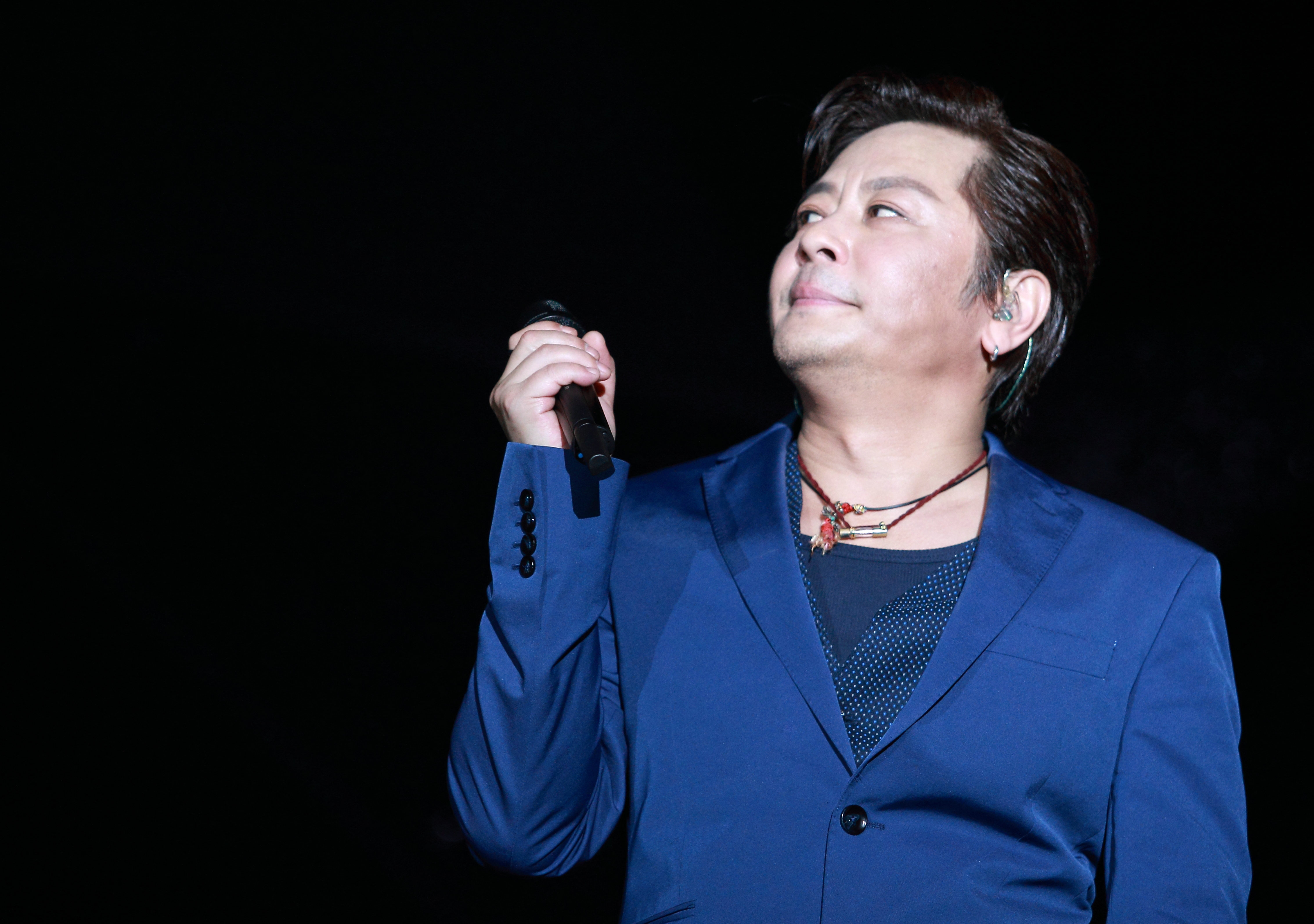 曾是邵氏年龄最小童星,人生磨难多,在事业顶峰被人下毒