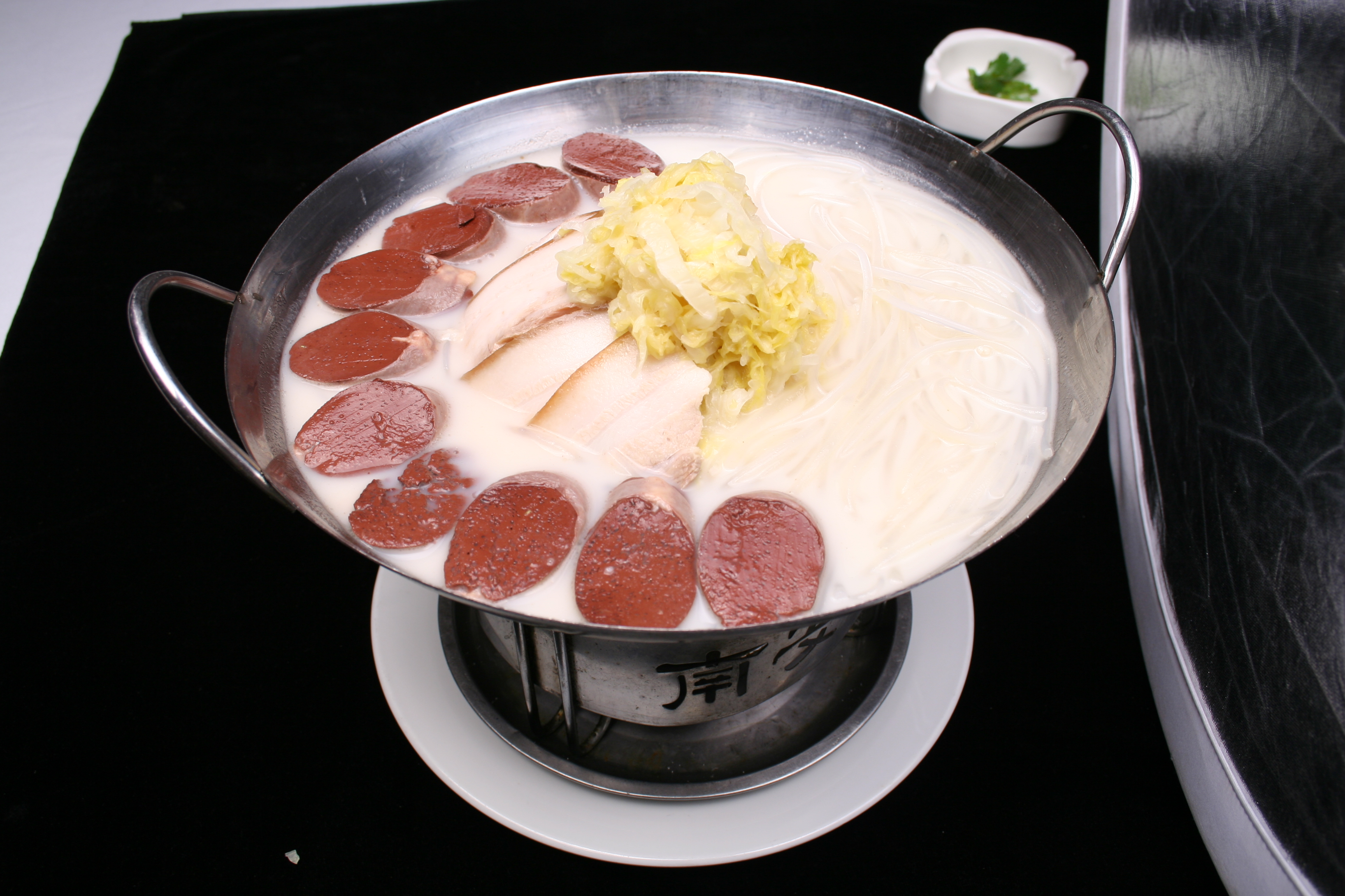 美食新花样:推荐六道名字好听也很好吃的家常菜