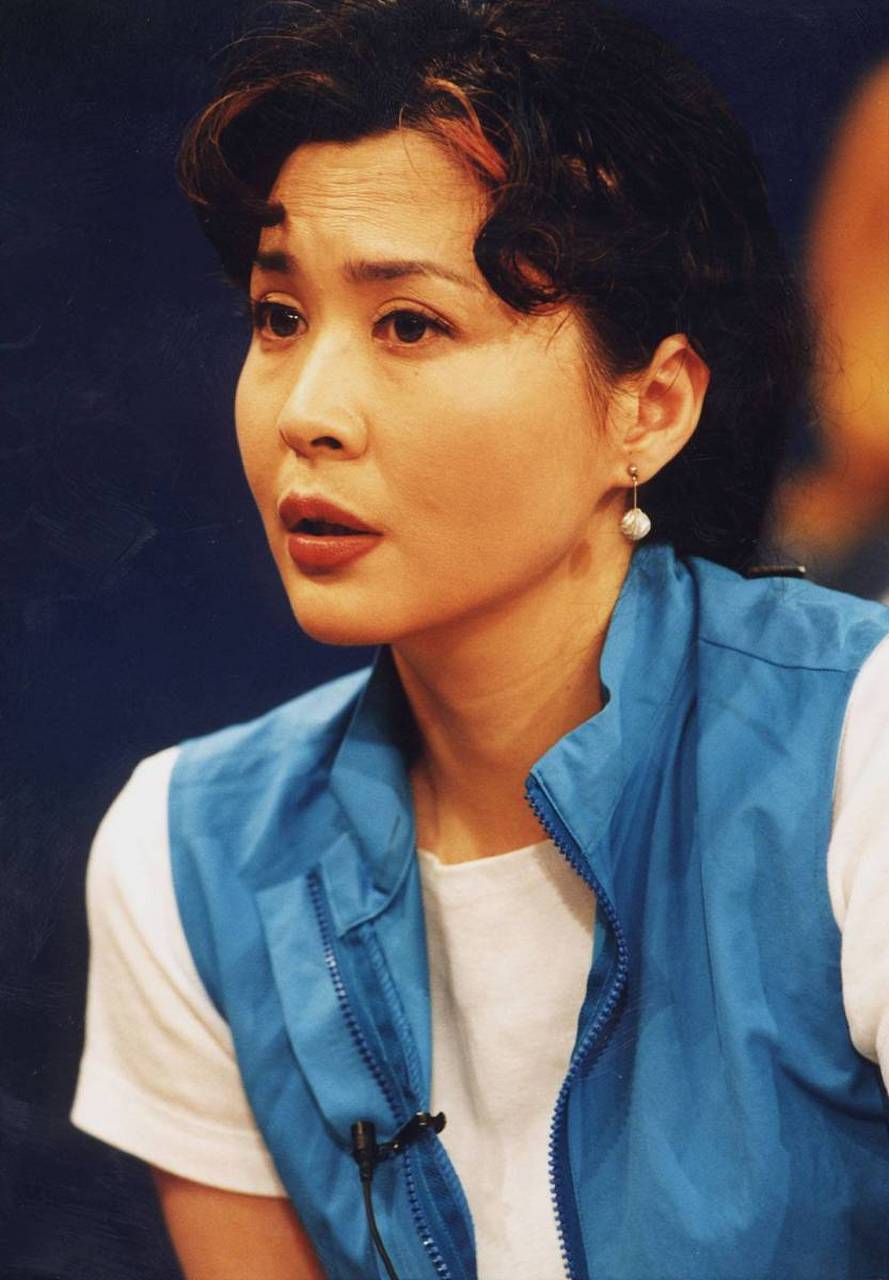 95年,尤小刚40岁了,但他和妻子却一直没有生孩子.