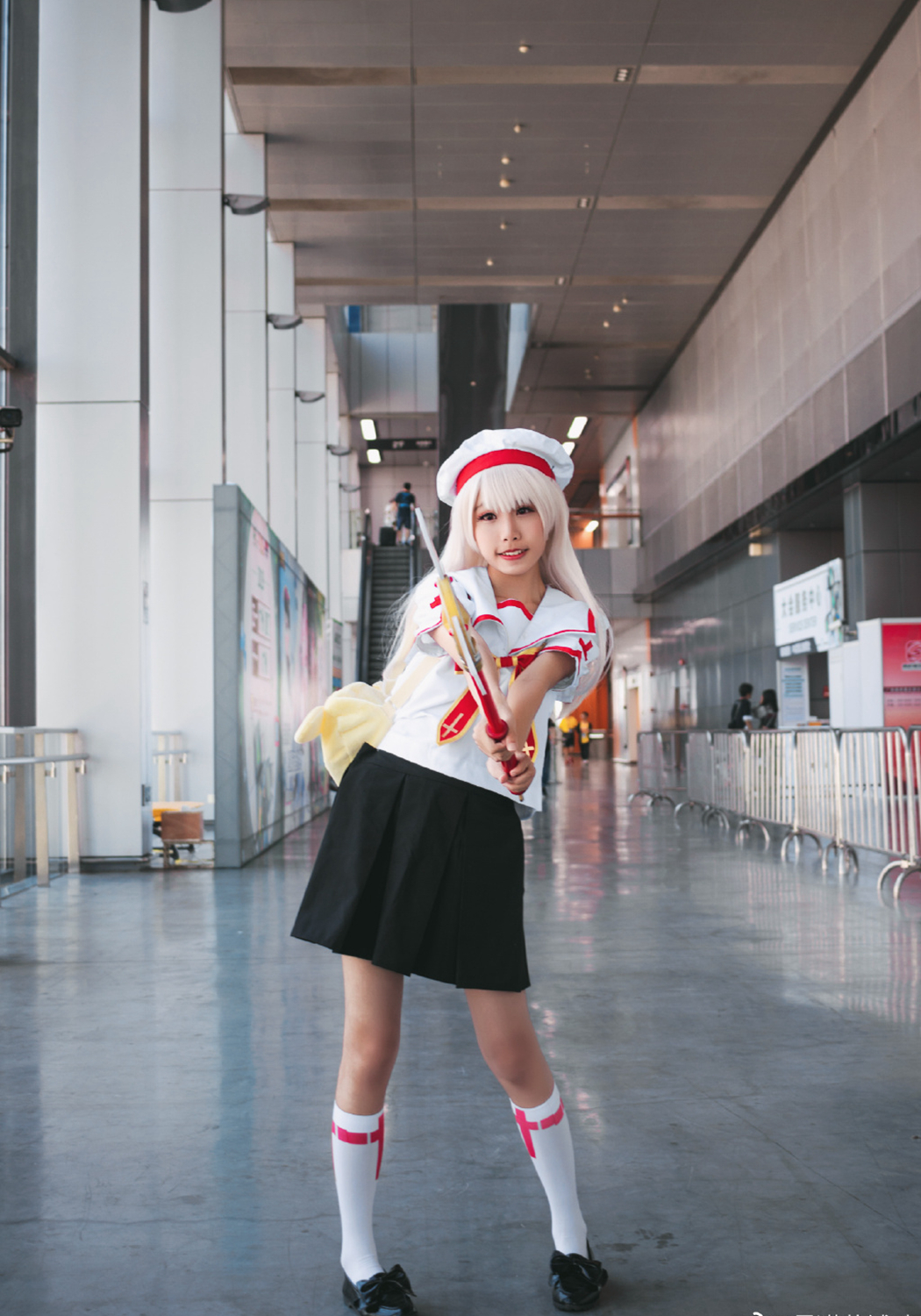 魔法少女伊莉雅cos:我叫伊莉雅,是小学五年级学生