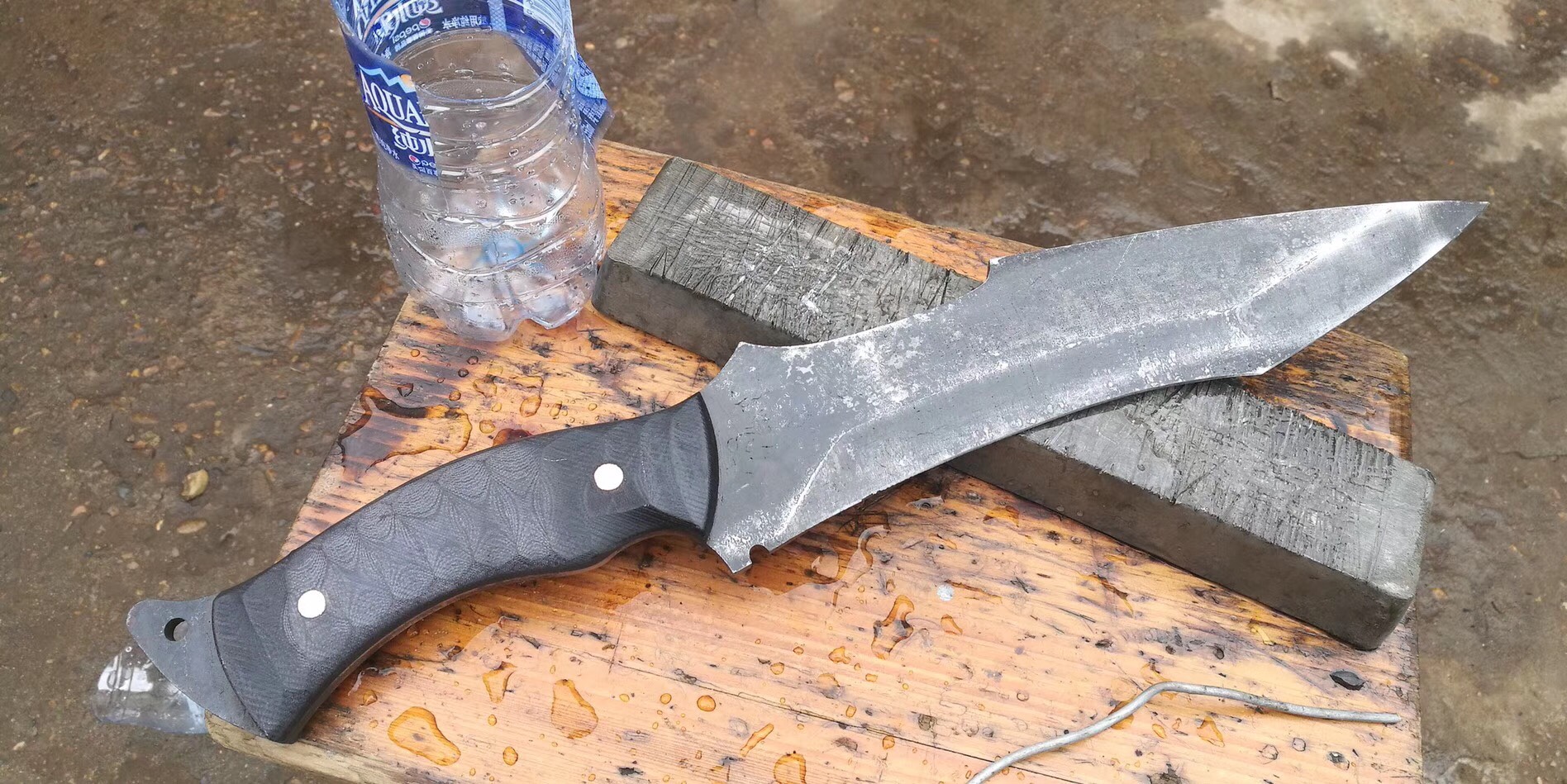 昊天野外野营生存刀