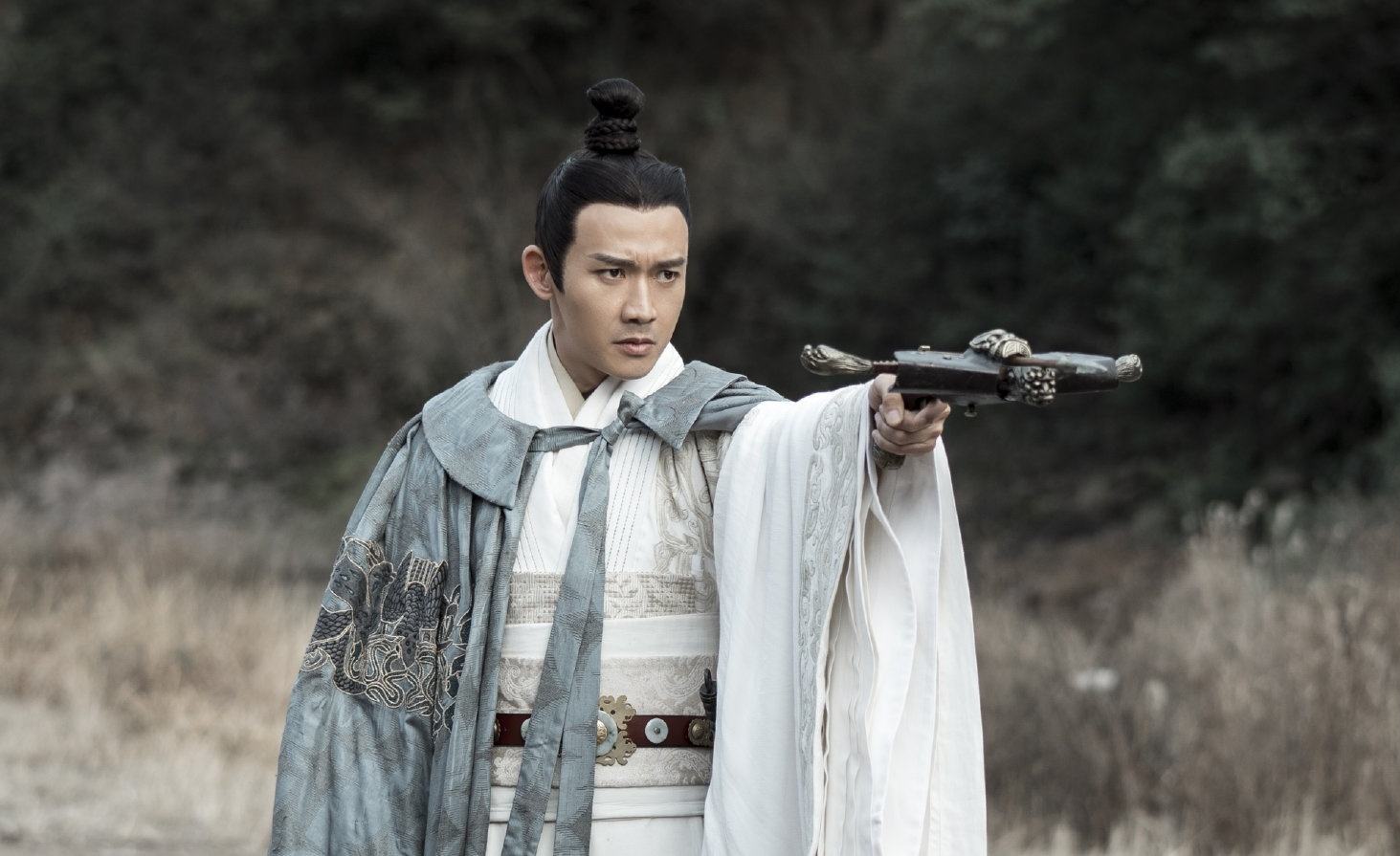 聂远,大猪蹄子皇帝和痴情吕不韦,你最喜欢哪一个