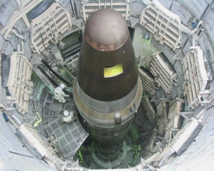 洲际导弹发射井井盖有多安全?重达760吨,核弹都打不破