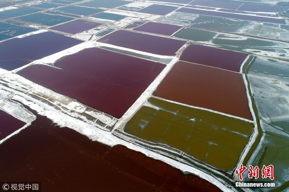 冬日山西运城盐湖盐色渐浓景色独特