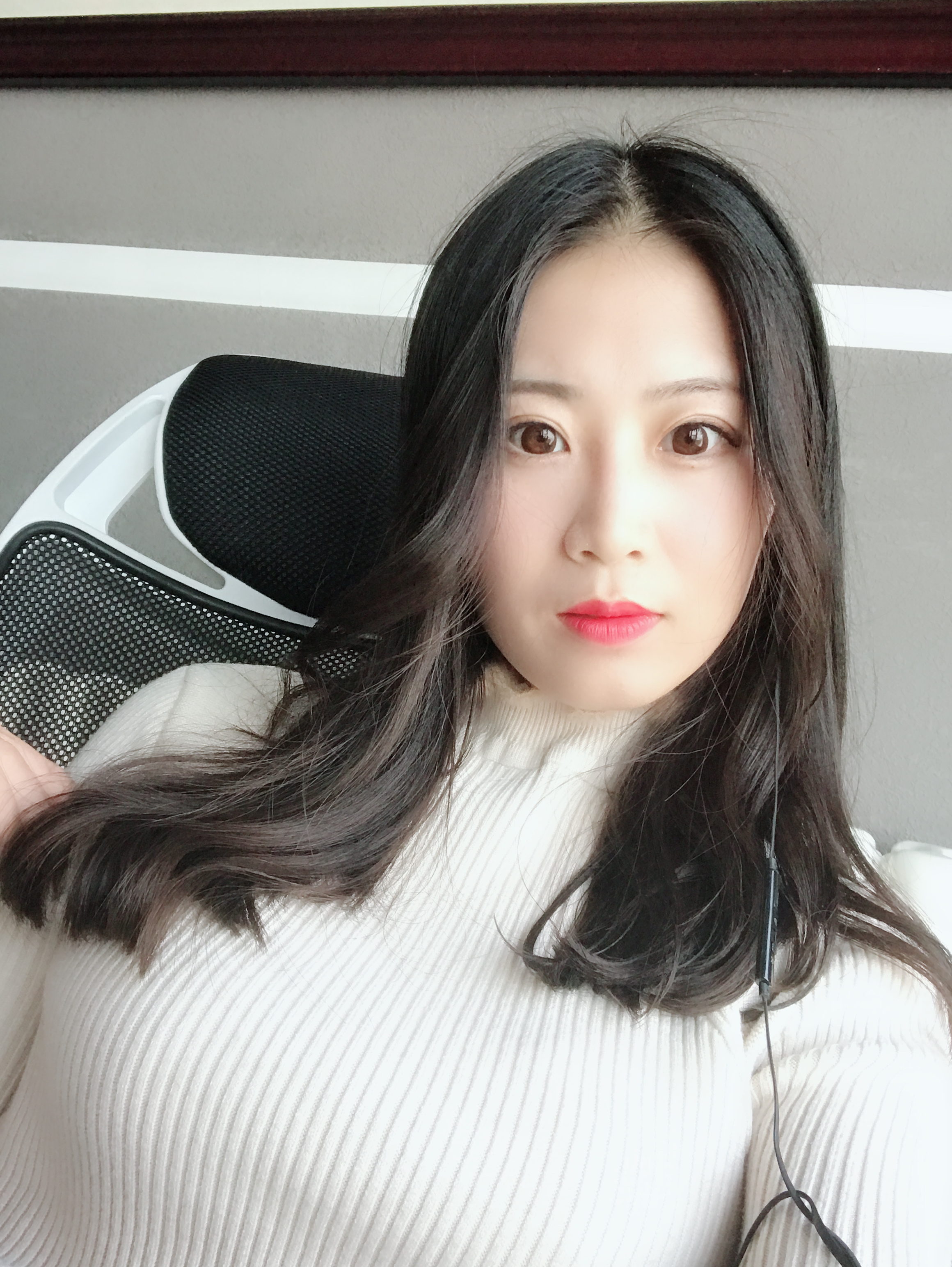 我妈40 脸蛋红润有光泽,超显年轻的三个护肤技巧get!