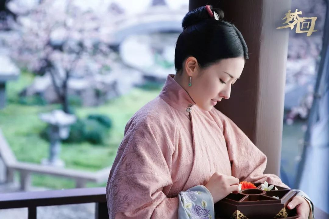 唐人星闻|陈语安《梦回》正在热播 望"哥"石七香上线开虐