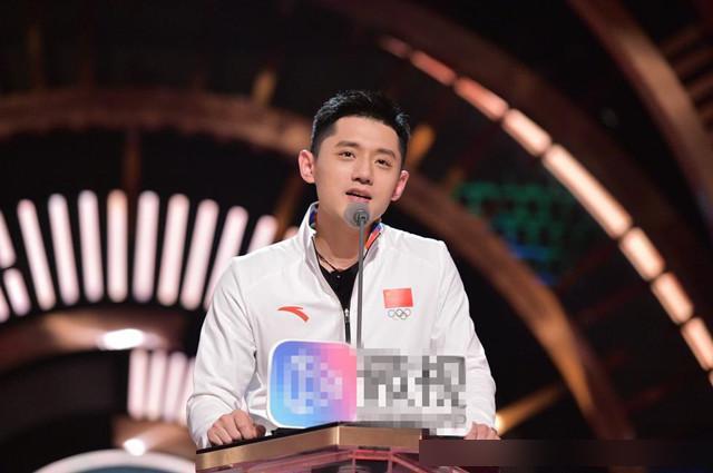 吐槽张继科:撕衣服踢广告牌,被刘国梁"强亲"