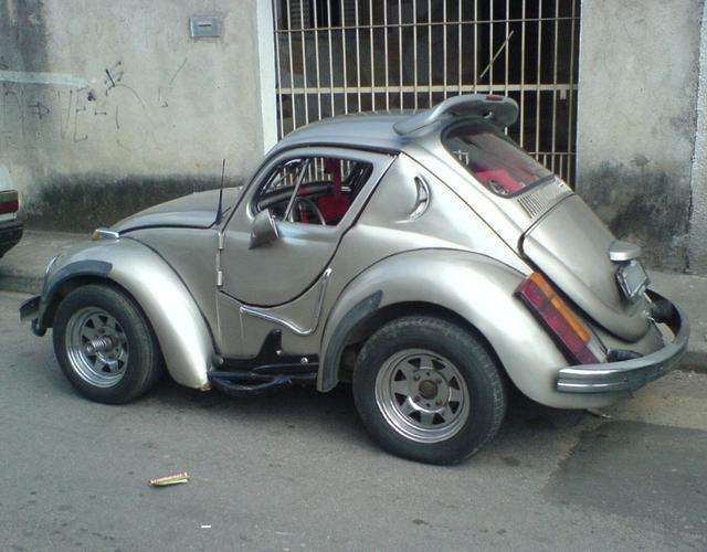 10款造型怪异汽车,qqme前后长得一样还不算最丑的