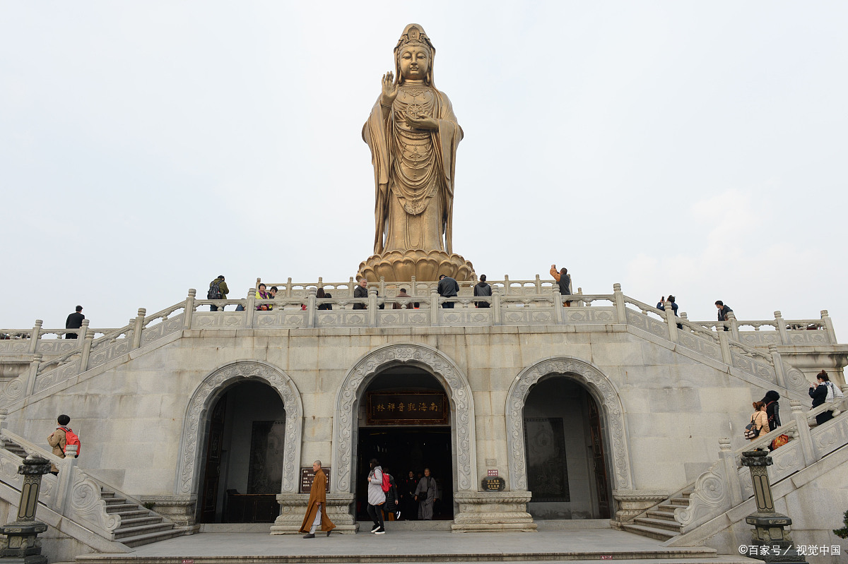 中国四大名山之:普陀山,观音菩萨道场,风景秀美,好多人参观