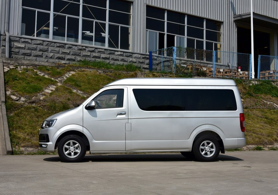 有点时尚,有点大气,越看还是越喜欢的,买这车主要